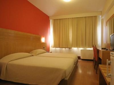 Diana Hotel Chios Town Bagian luar foto