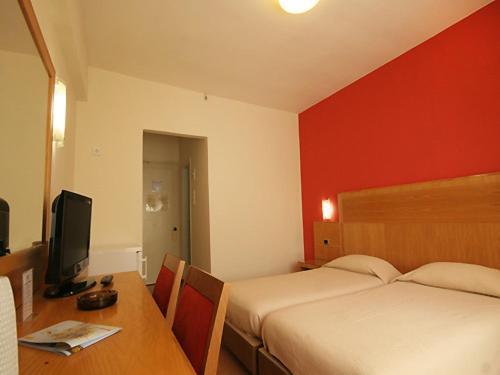Diana Hotel Chios Town Bagian luar foto